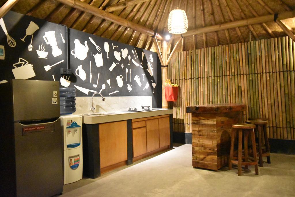 Salty Shakas Bamboo Stay Canggu Екстер'єр фото