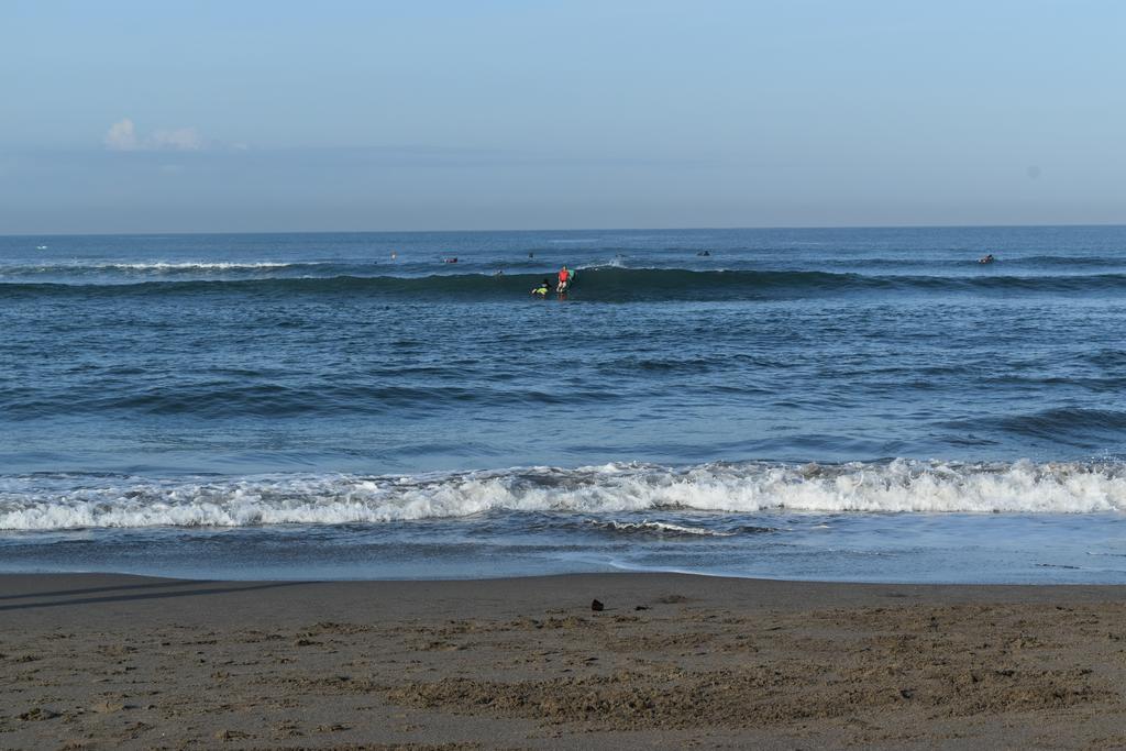 Salty Shakas Bamboo Stay Canggu Екстер'єр фото