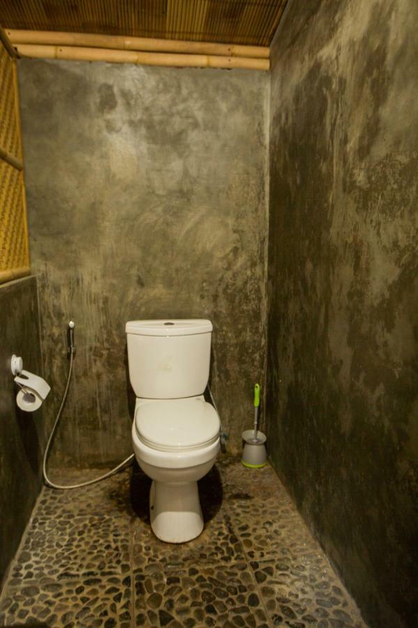 Salty Shakas Bamboo Stay Canggu Екстер'єр фото